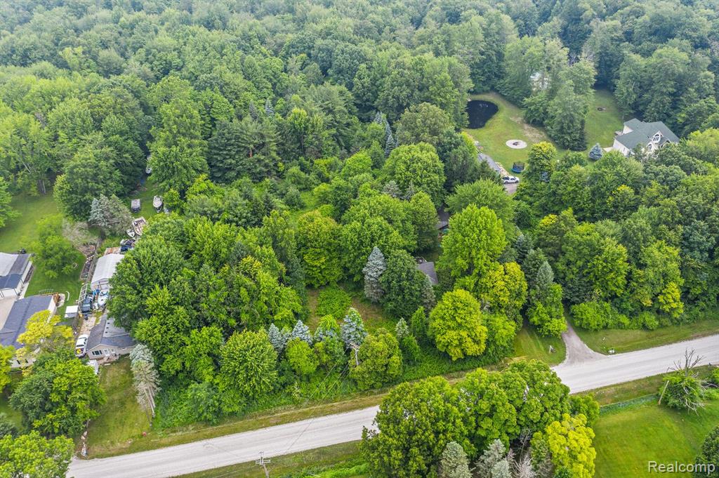 6270 Benoit Road Algonac, MI 48001 - Photo 7 of 12