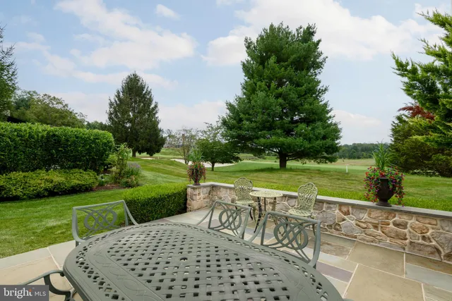 $1,450,000 | 371 Applebrook Drive, Malvern, PA 19355