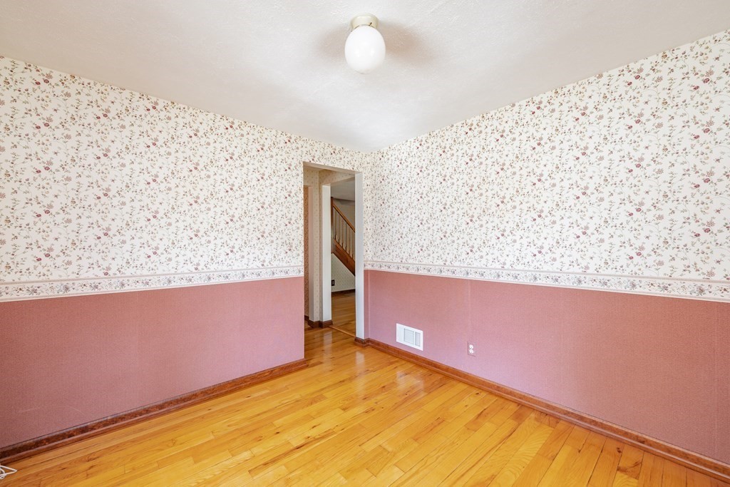 72 Donbray Road Springfield, MA 01119 - Photo 19 of 40