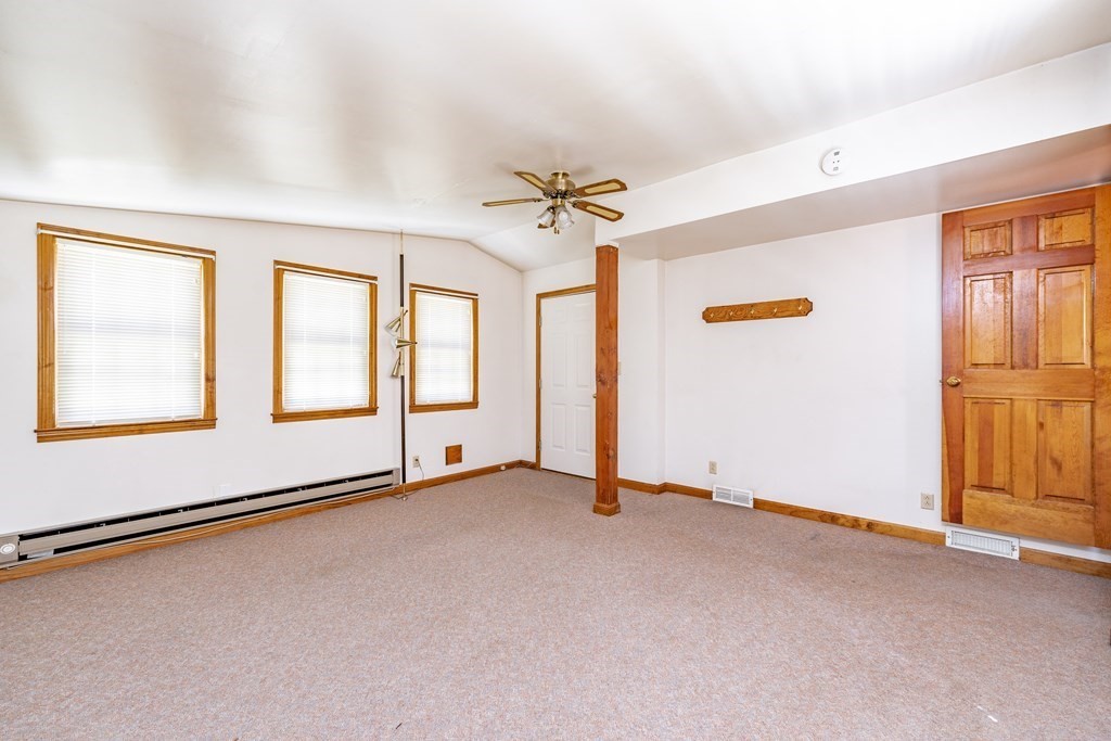 72 Donbray Road Springfield, MA 01119 - Photo 23 of 40