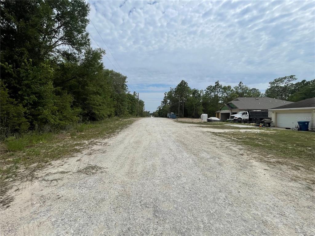 16486 Curlew Road Brooksville, FL 34614 - Photo 3 of 17