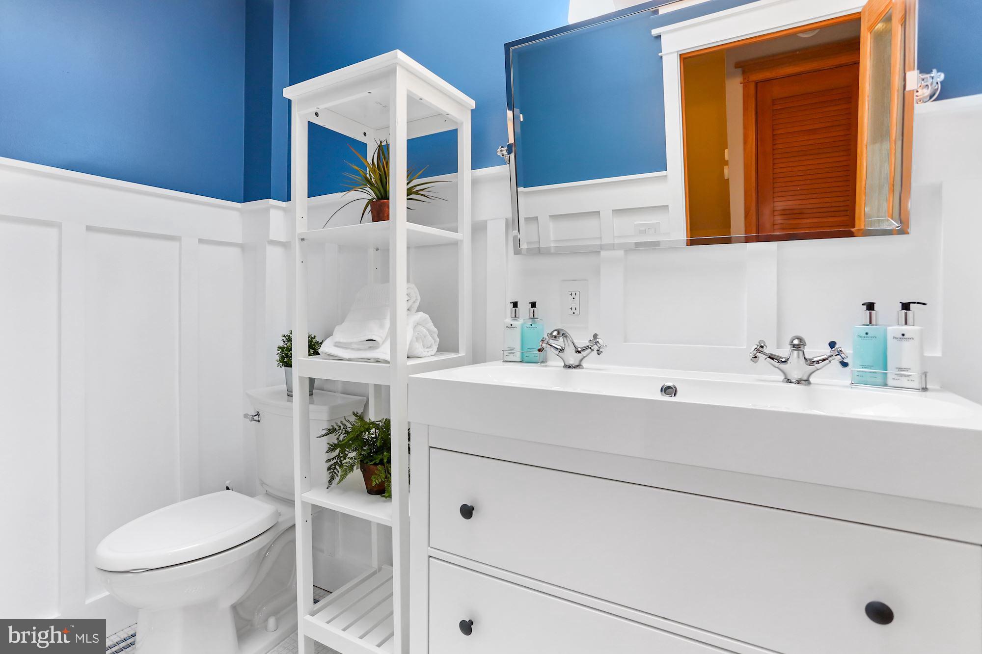 772 Irving Street Northwest Washington, DC 20010 - Photo 22 of 38