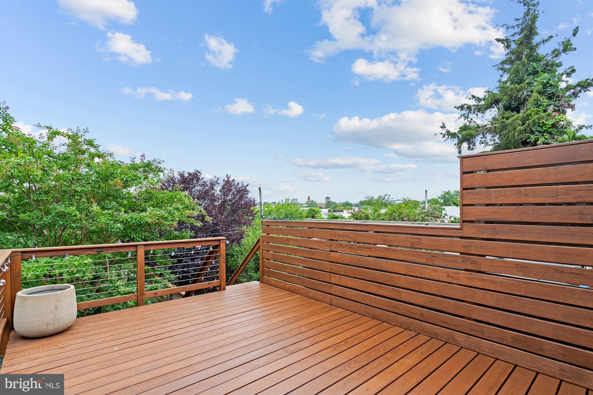 772 Irving Street Northwest Washington, DC 20010 - Photo 28 of 38