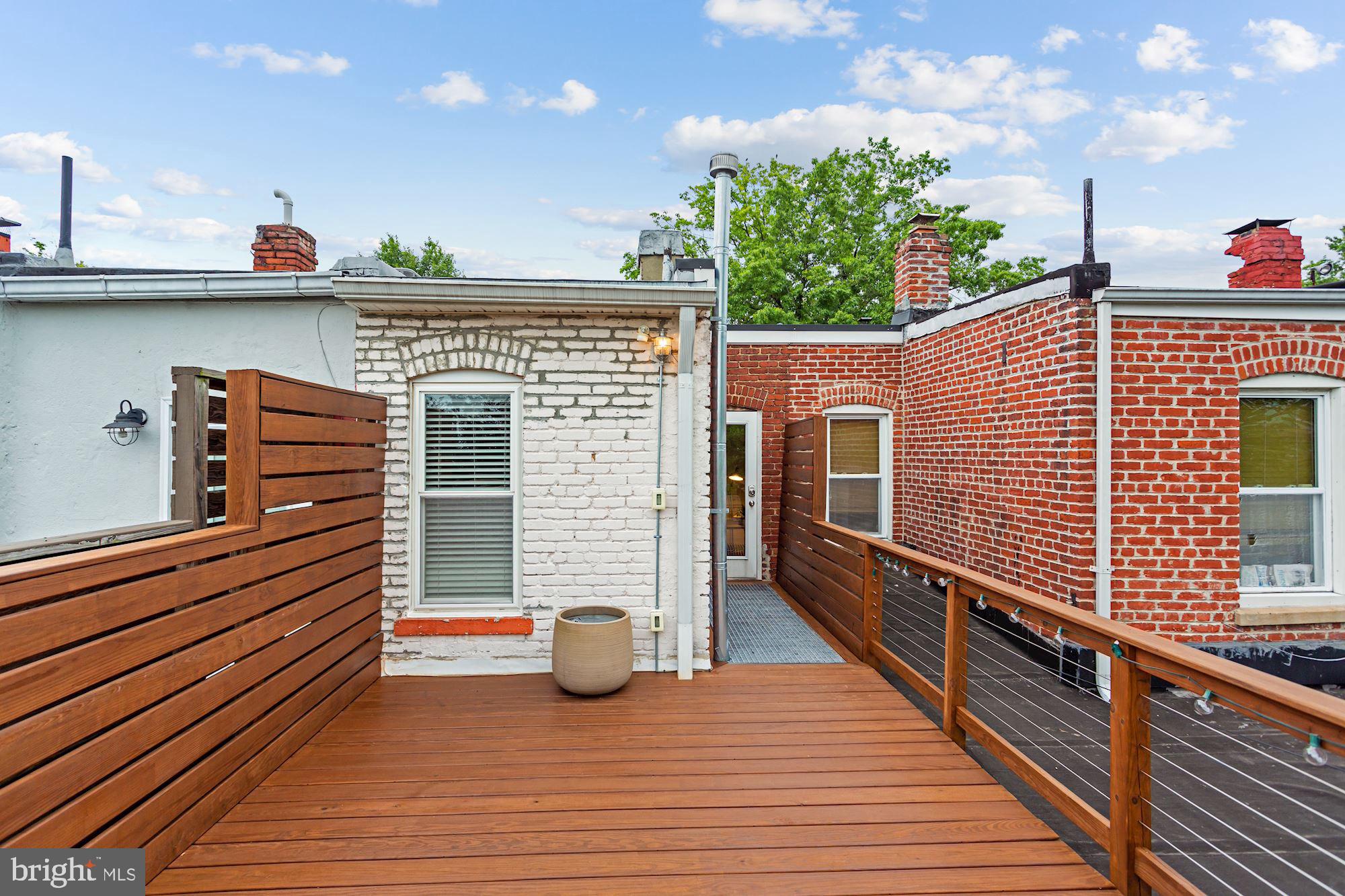 772 Irving Street Northwest Washington, DC 20010 - Photo 29 of 38