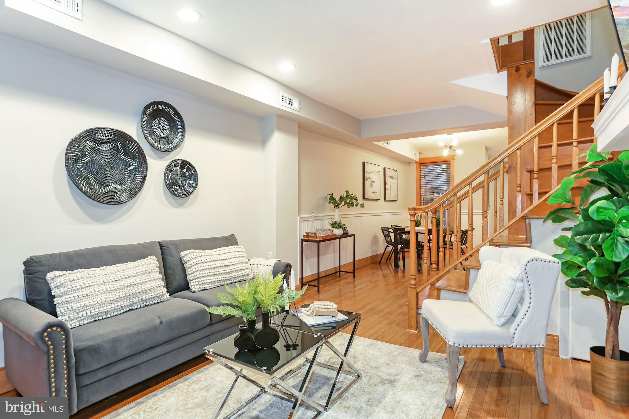 772 Irving Street Northwest Washington, DC 20010 - Photo 8 of 38