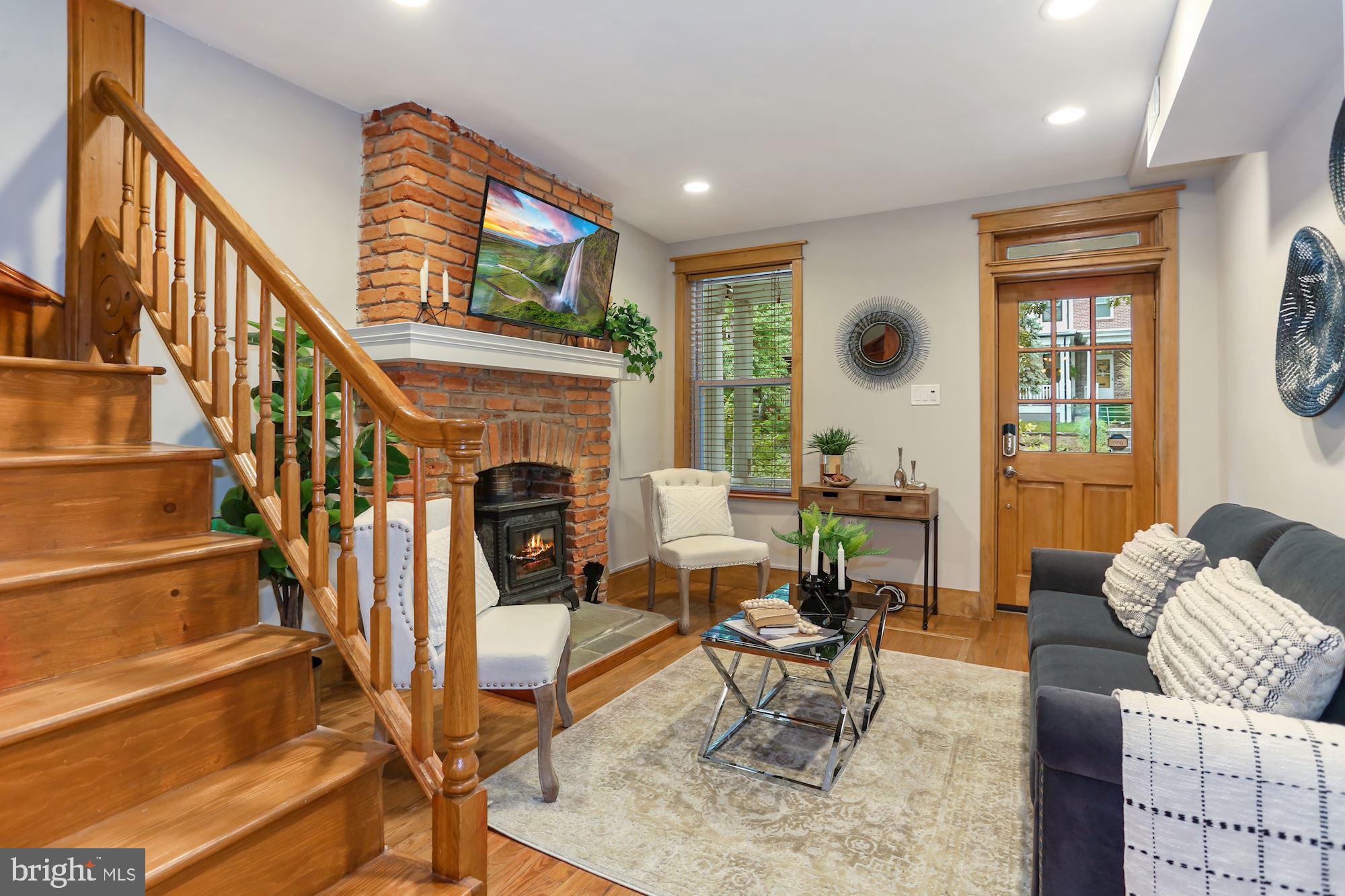 772 Irving Street Northwest Washington, DC 20010 - Photo 10 of 38