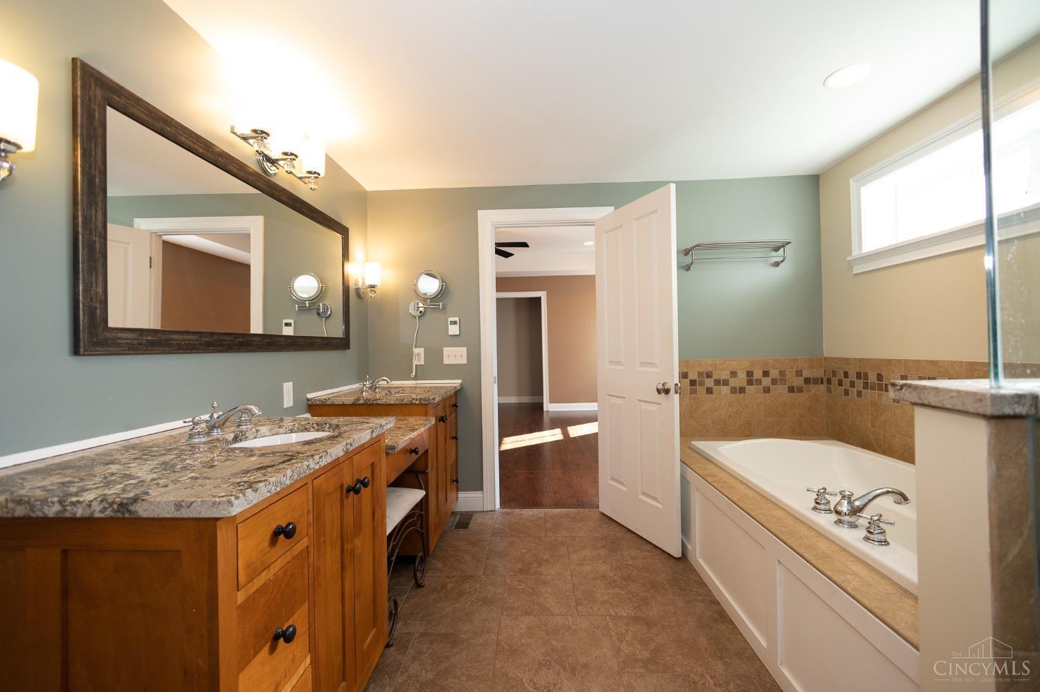 9740 Zig Zag Road Cincinnati, OH 45242 - Photo 21 of 41