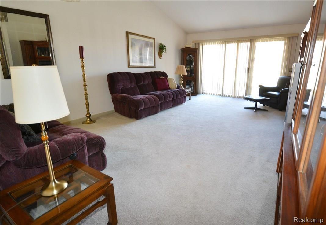 15475 Heather Ridge Trail, Unit 127 Clinton Township, MI 48038 - Photo 20 of 33 17.JPG