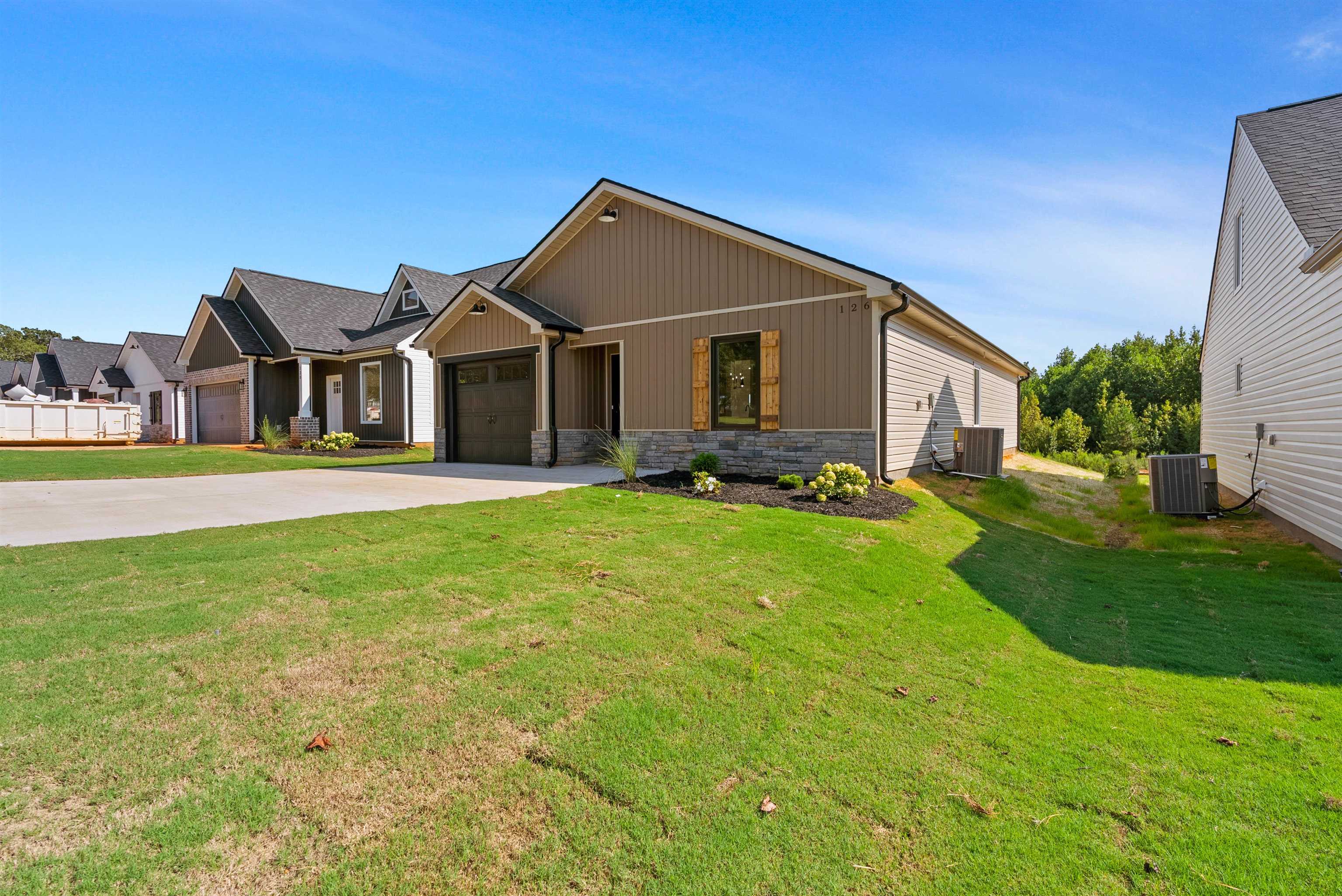 126 Lowe Road Chesnee, SC 29323 - Photo 4 of 29