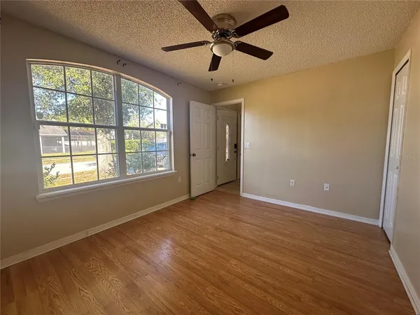 $2,550 | 17432 Woodcrest Way, Clermont, FL 34714
