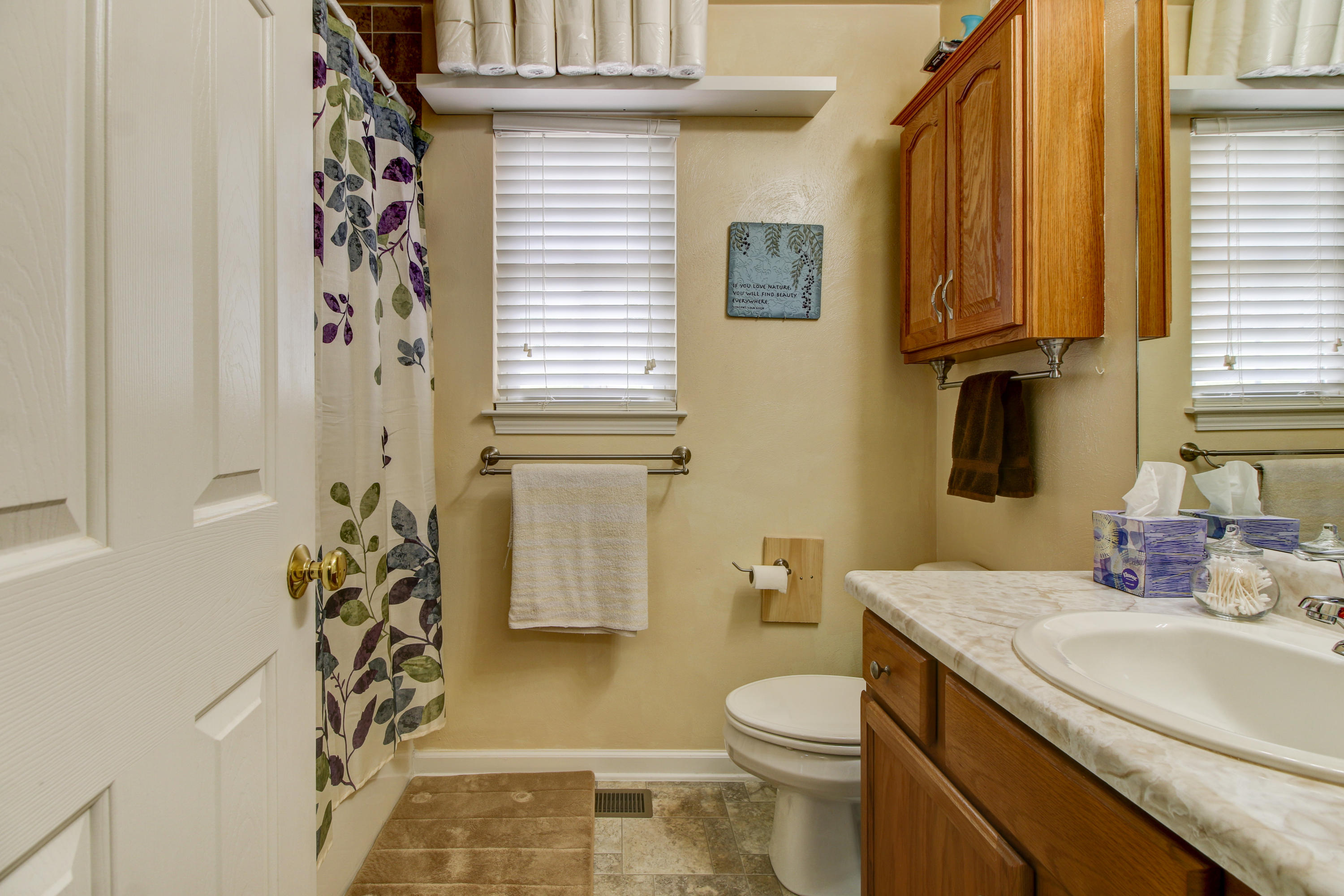 1007 Liberty Road Northeast Roanoke, VA 24012 - Photo 18 of 27 _MG_1134_5_6_7_8Interior