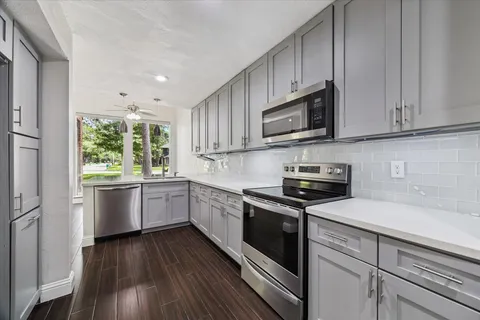 $349,000 | 1906 River Falls Drive, Houston, TX 77339