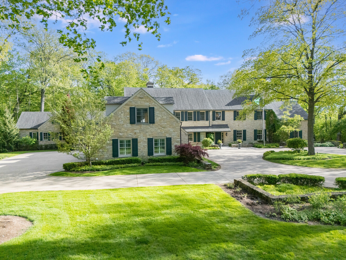 875 Country Club Road St. Charles, IL 60174 - Photo 6 of 82