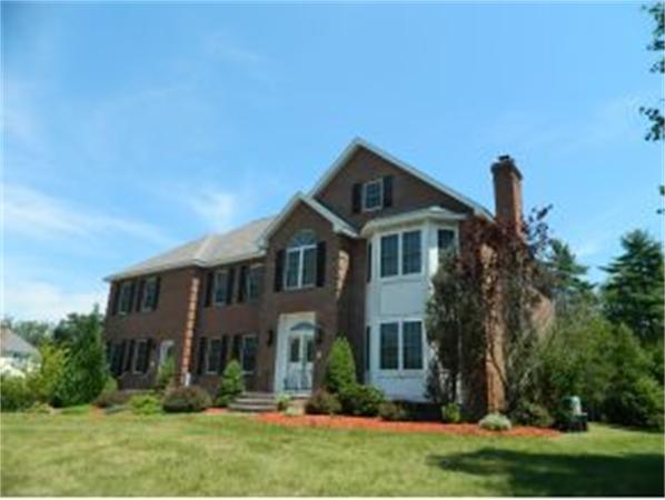 8 Arcadia Lane Salem, NH 03079 - Photo 1 of 18