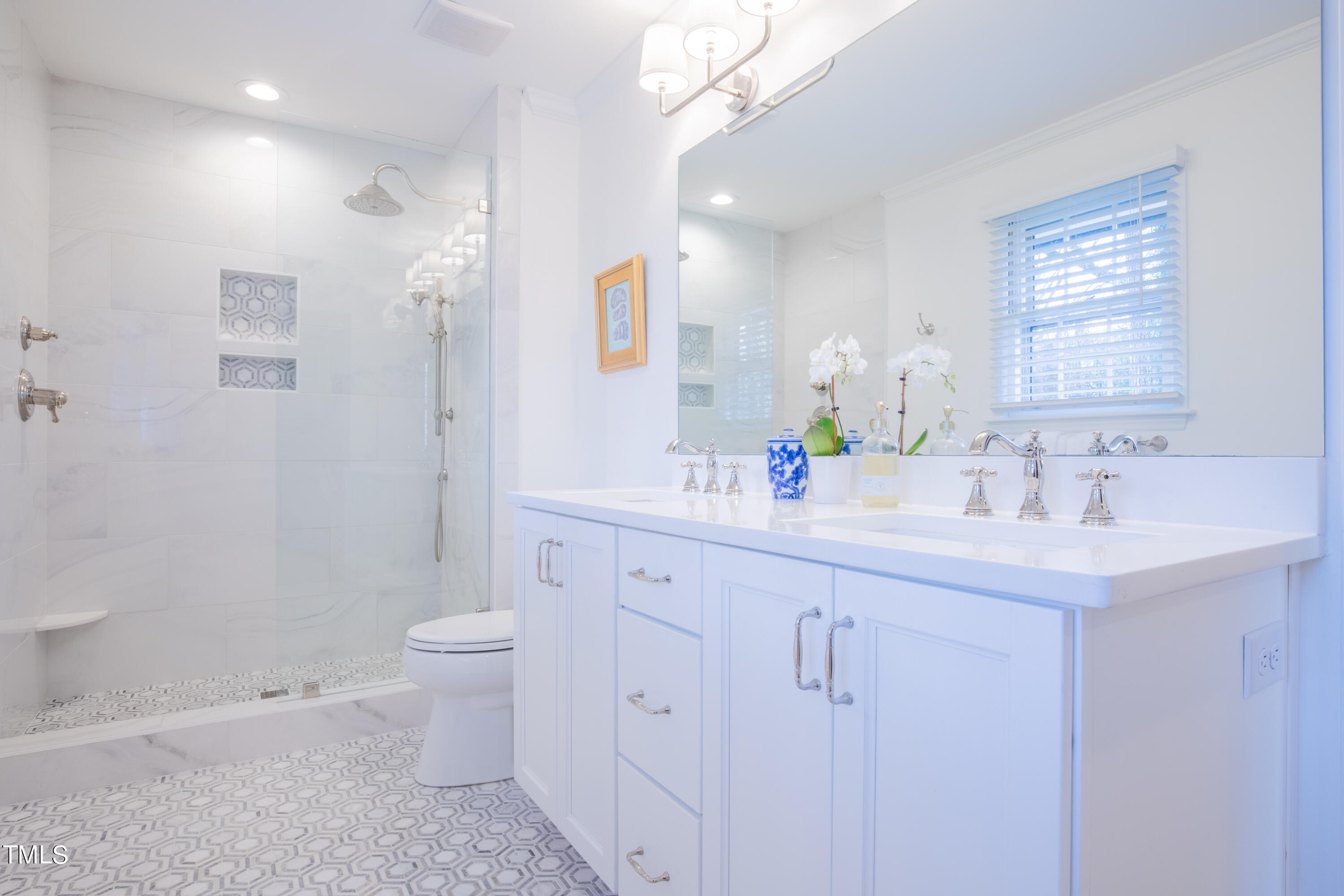 305 Glen Valley Road Raleigh, NC 27609 - Photo 20 of 40 20240224-IMG_2645-HDR