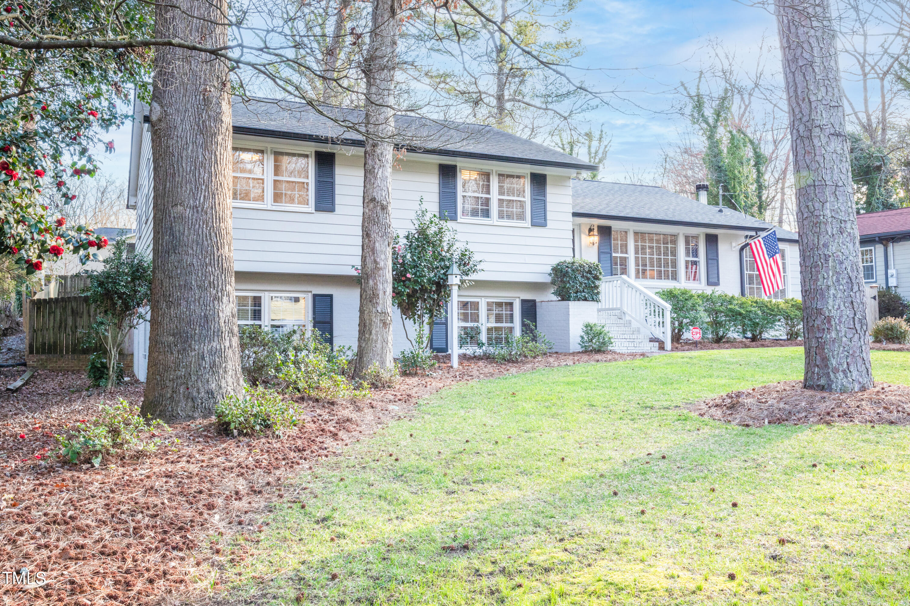 305 Glen Valley Road Raleigh, NC 27609 - Photo 3 of 40 20240224-IMG_2712-Edit