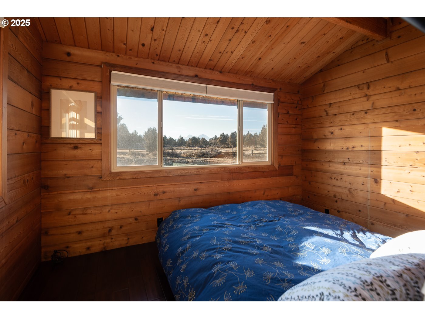 18955 Pinehurst Road Bend, OR 97703 - Photo 16 of 31