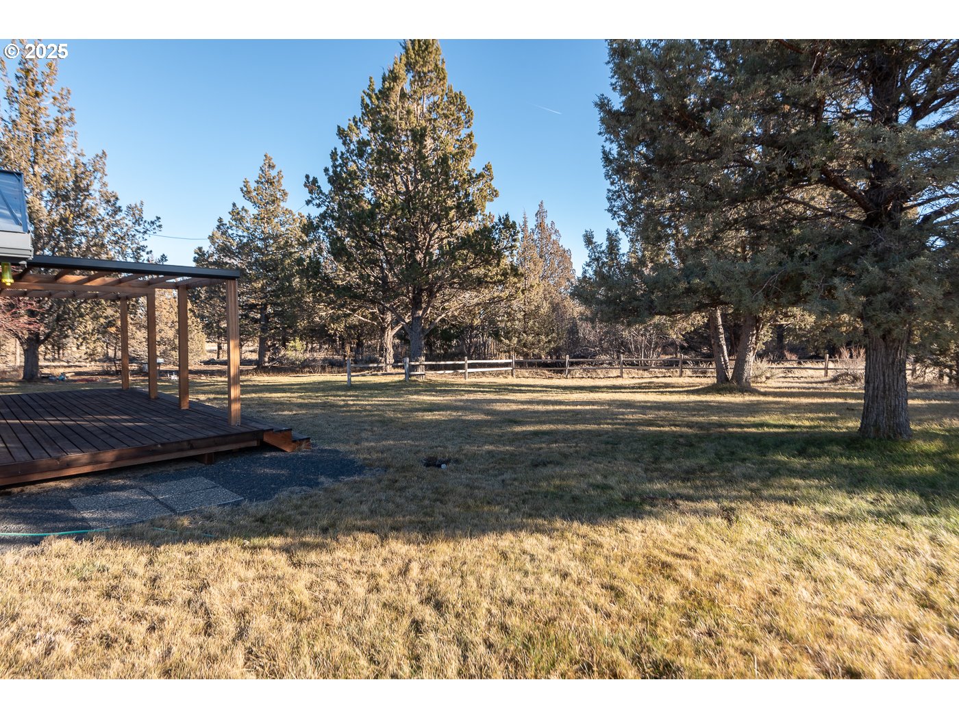 18955 Pinehurst Road Bend, OR 97703 - Photo 25 of 31