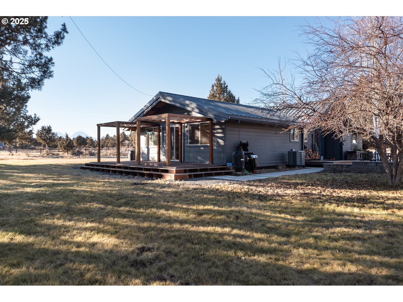 18955 Pinehurst Road Bend, OR 97703 - Photo 28 of 31