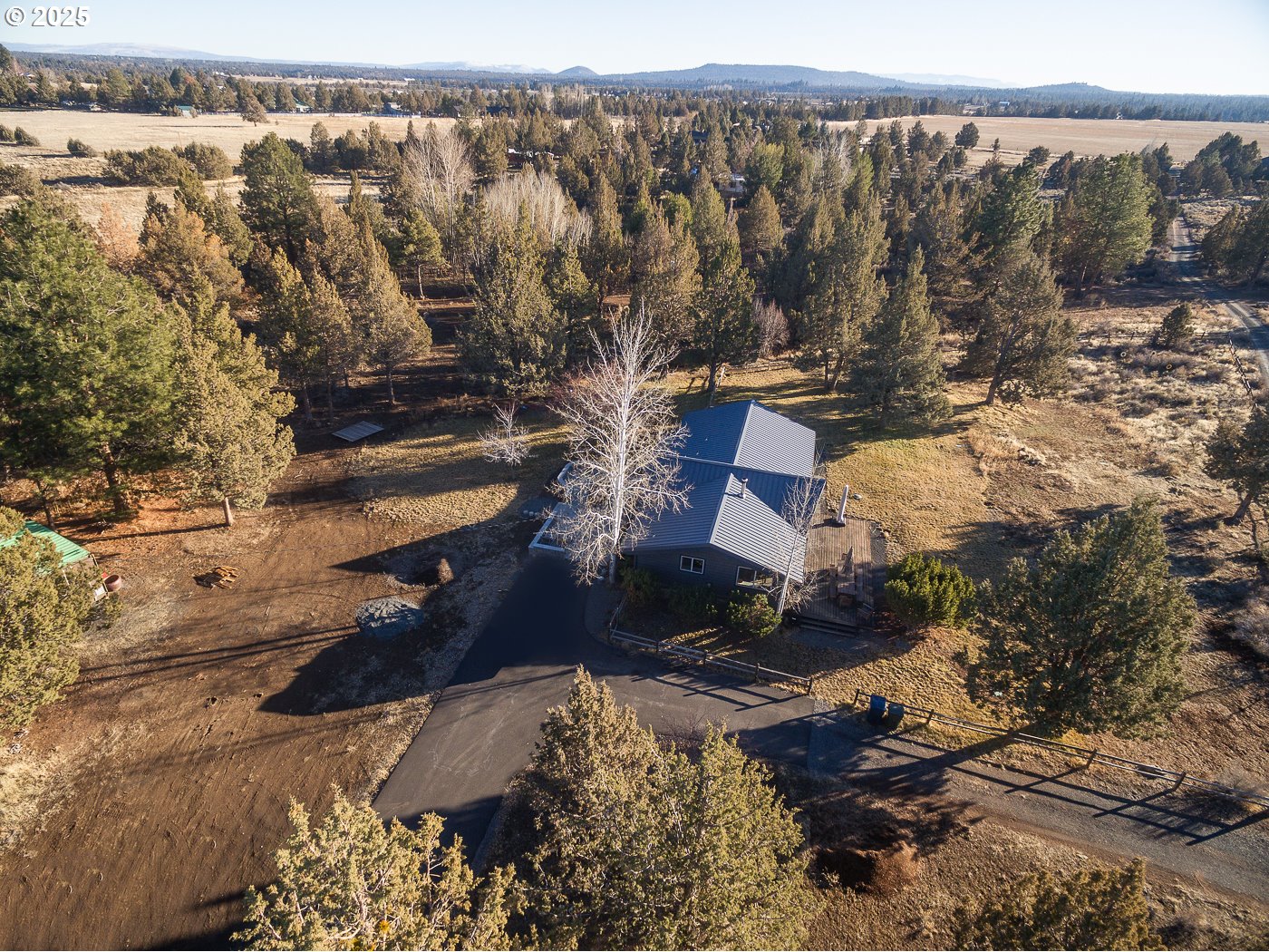 18955 Pinehurst Road Bend, OR 97703 - Photo 30 of 31
