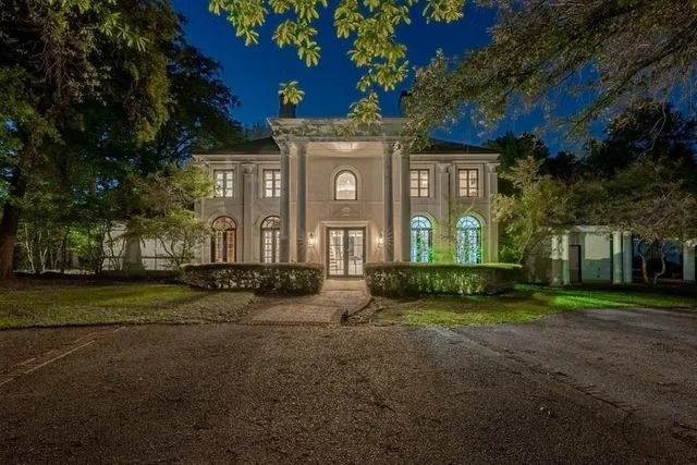 $2,890,000 | 106 Brentwood Drive, Athens, TX 75751
