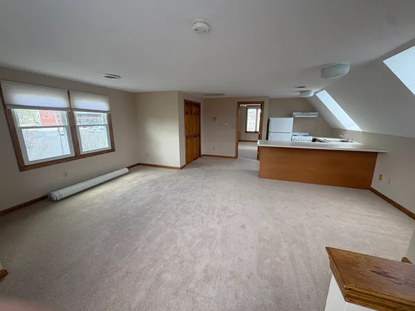 $2,100 | 938 East Street, Unit 4, Walpole, MA 02081