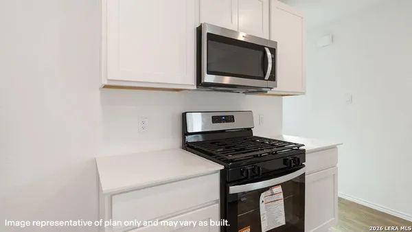 $278,020 | 16044 Mahogany Way, Elmendorf, TX 78112