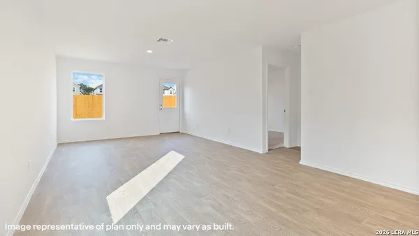 $278,020 | 16044 Mahogany Way, Elmendorf, TX 78112