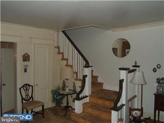 1235 Atwood Road Philadelphia, PA 19151 - Photo 8 of 12 Living Room