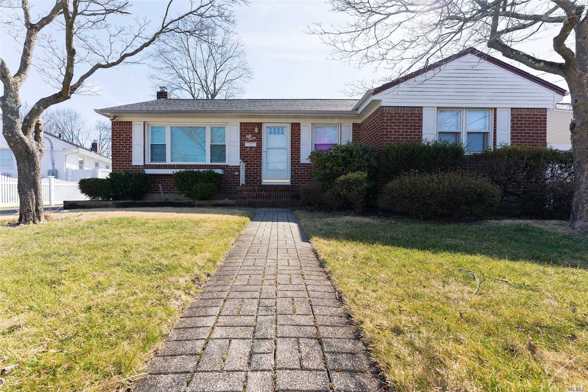 57 Martin Road North Bethpage, NY 11714 - Photo 1 of 1 Gallery Image 1