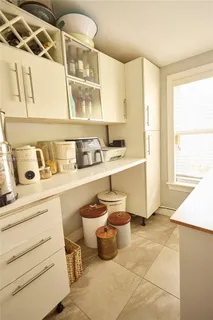 $5,200 | 5755 Devonshire Boulevard, Unit 5755, Miami, FL 33155