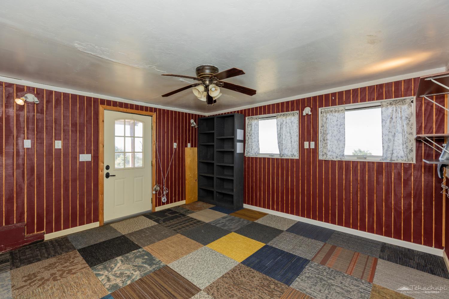 29380 Surrey Way Tehachapi, CA 93561 - Photo 34 of 57 Gallery Image 34