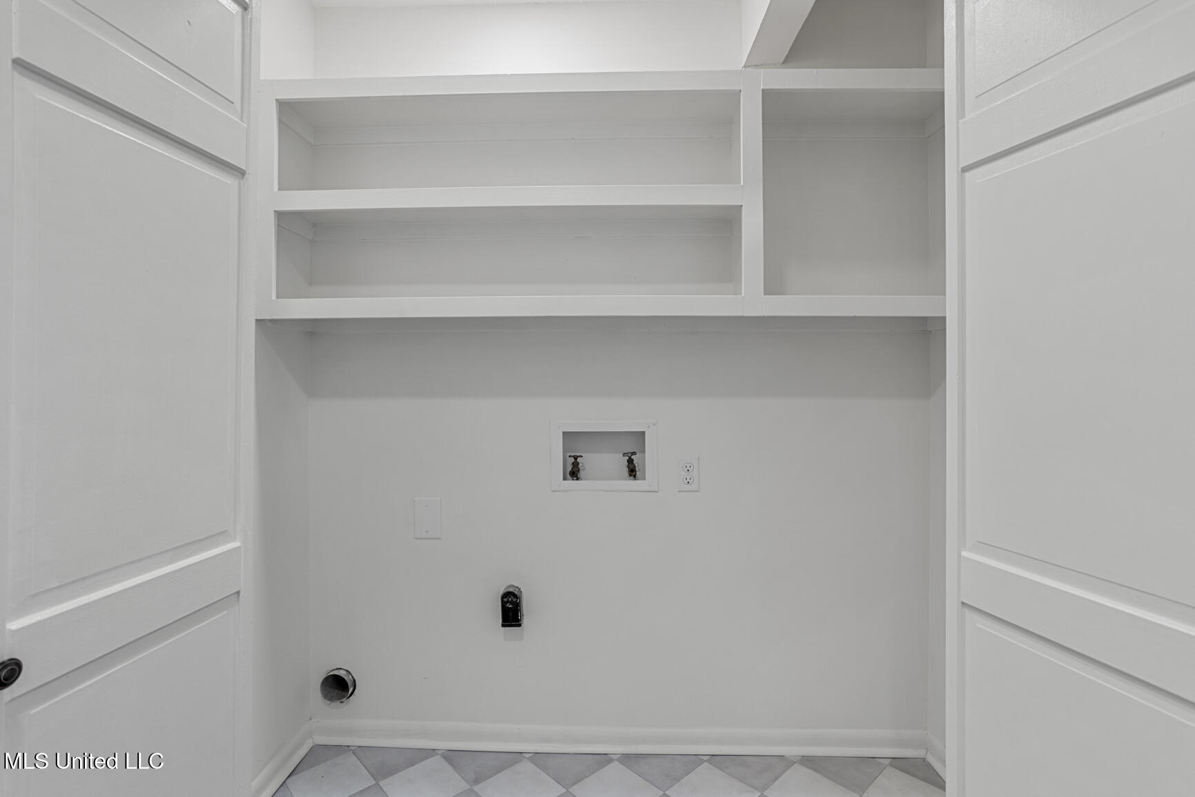 440 Armour Drive Jackson, MS 39211 - Photo 17 of 35 440 Armour-18