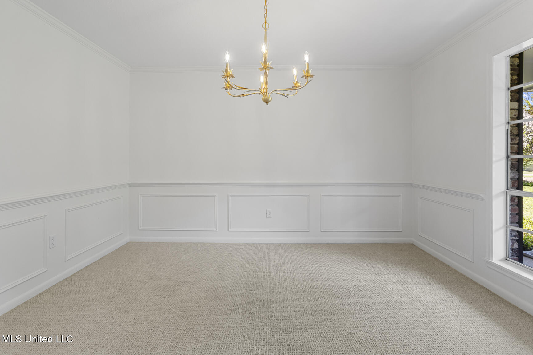 440 Armour Drive Jackson, MS 39211 - Photo 7 of 35 440 Armour-8