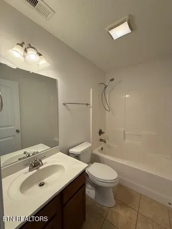 $1,975 | 7855 Greenscape Drive, Knoxville, TN 37938