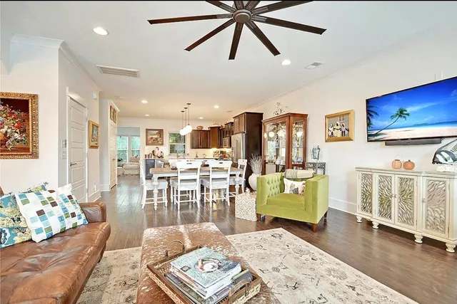 $4,500 | 1943 Carolina Towne Court, Mount Pleasant, SC 29464