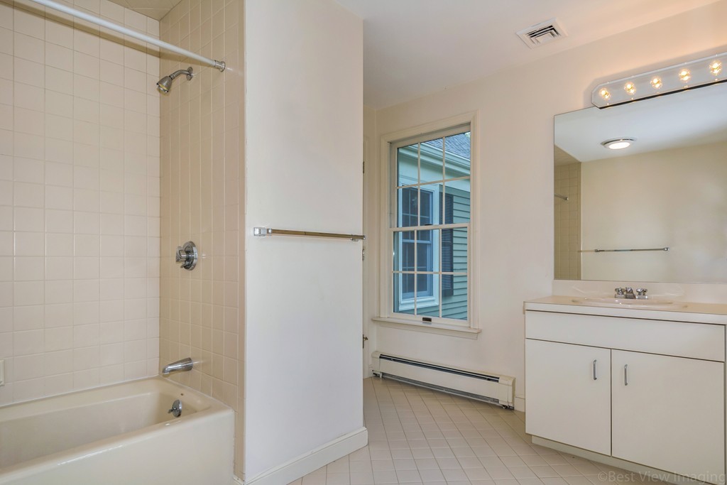 16 South Meadow Ridge, Unit 16 Concord, MA 01742 - Photo 12 of 21 Gallery Image 12