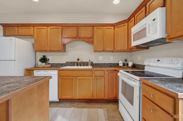 $329,000 | 815 2nd Street, Asotin, WA 99402