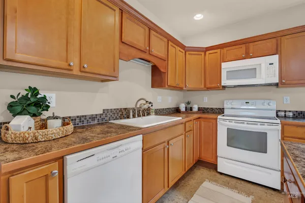 $329,000 | 815 2nd Street, Asotin, WA 99402