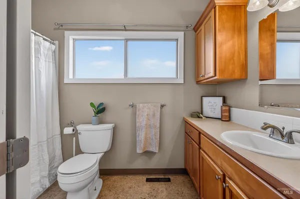 $329,000 | 815 2nd Street, Asotin, WA 99402