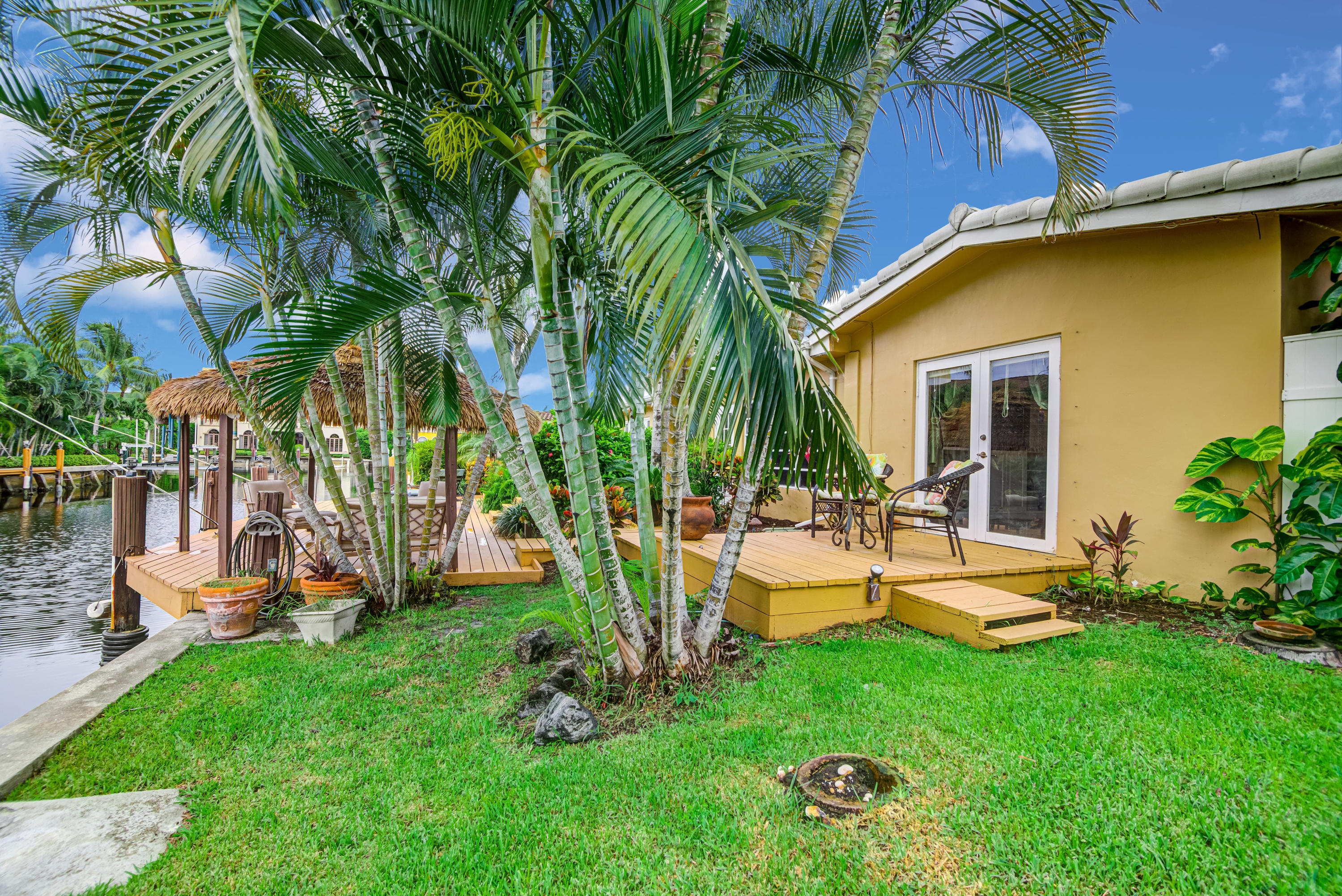 845 Northeast 72nd Street Boca Raton, FL 33487 - Photo 4 of 57 BACK YARD