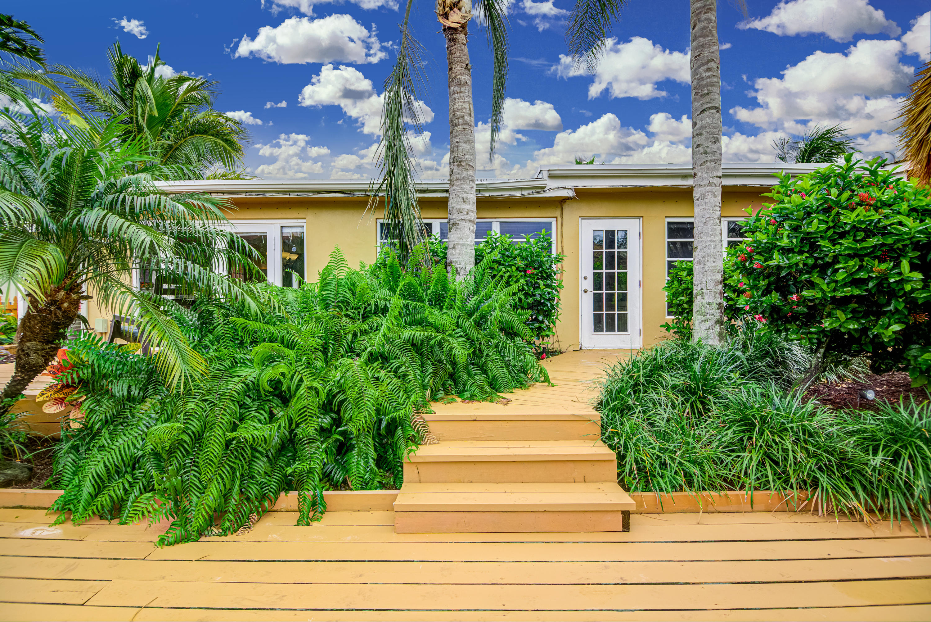 845 Northeast 72nd Street Boca Raton, FL 33487 - Photo 8 of 57 BACK OF HOME