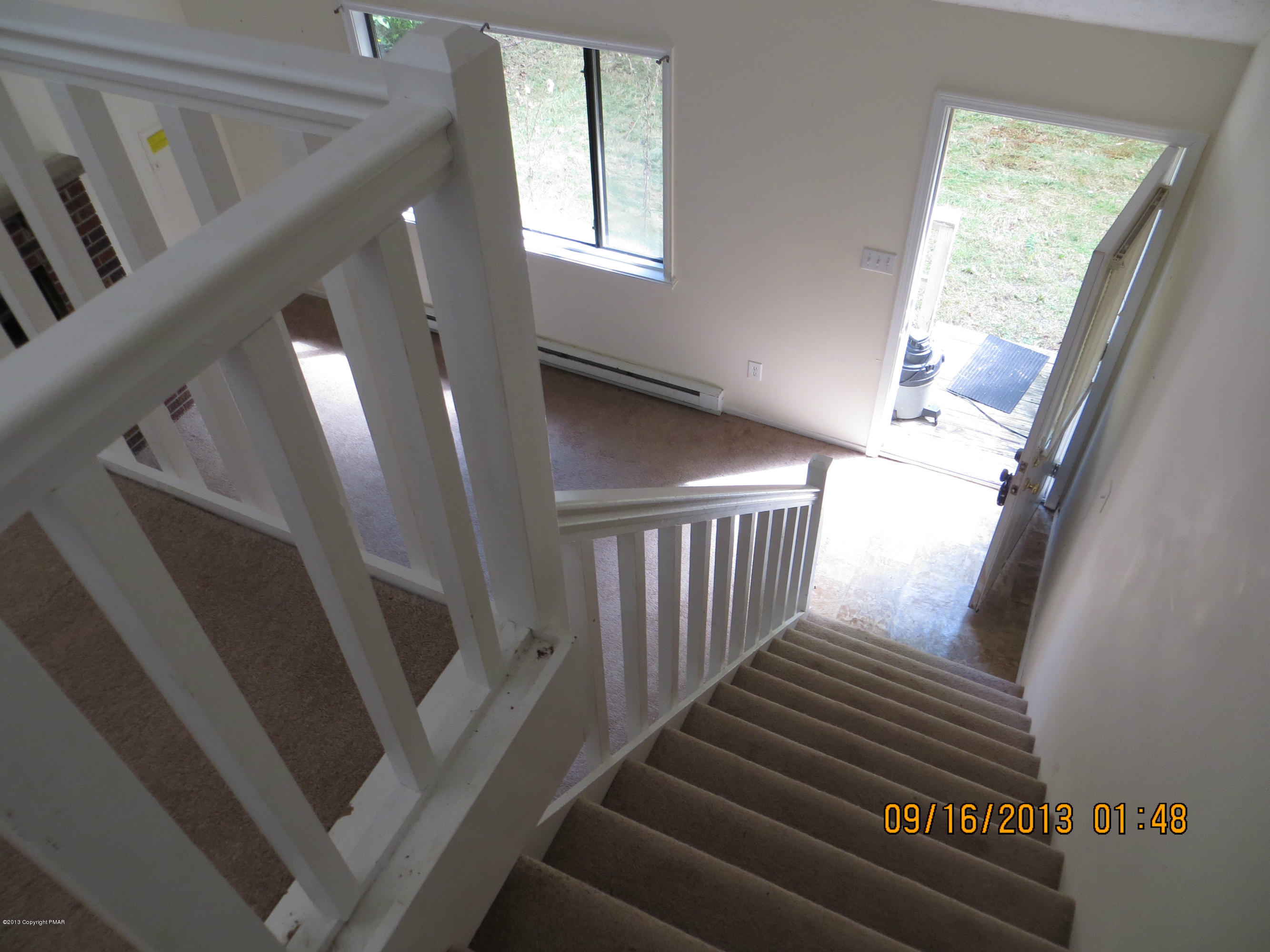 736 Edgewood Road Tobyhanna, PA 18466 - Photo 4 of 8 IMG_2529