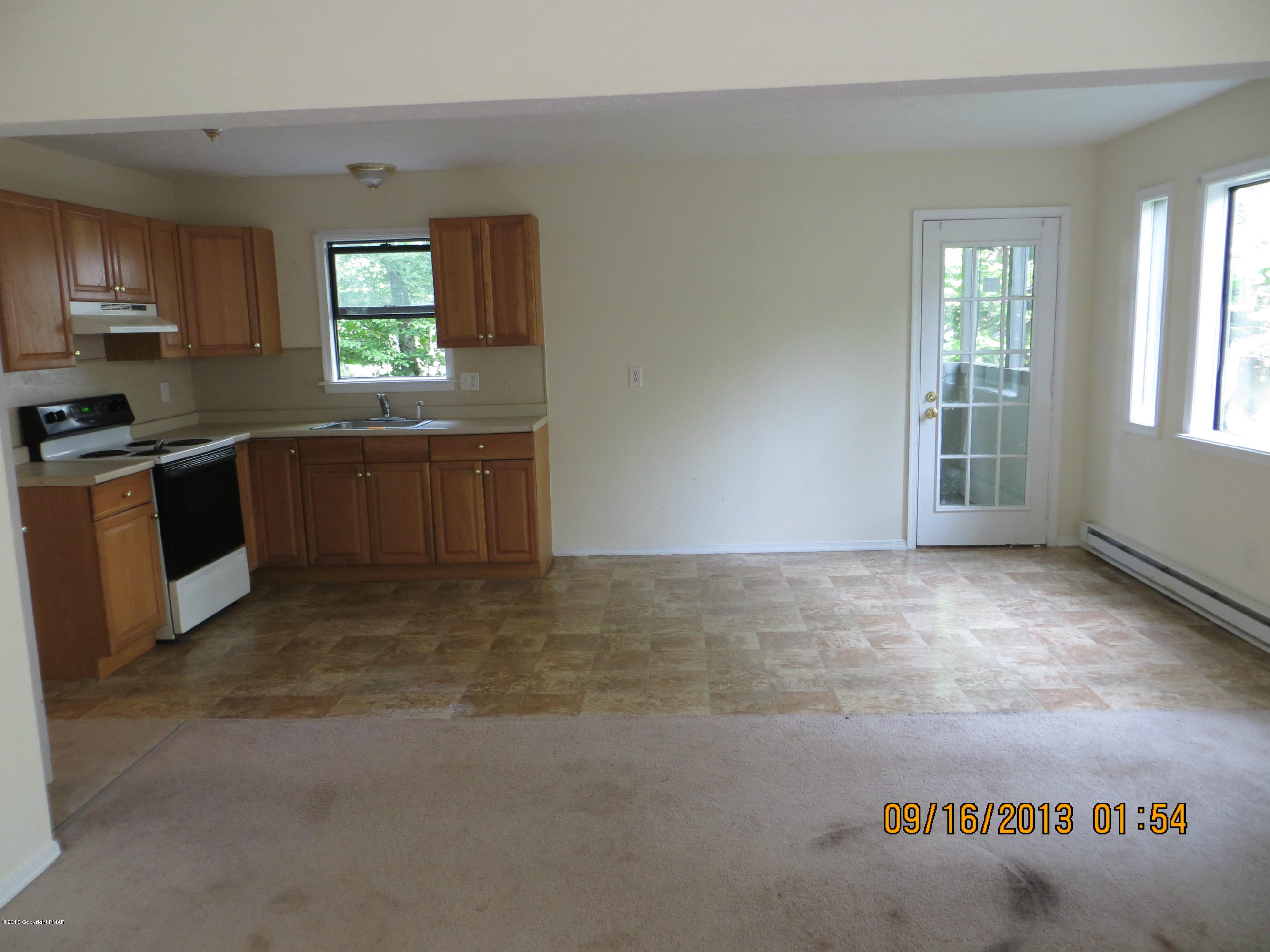 736 Edgewood Road Tobyhanna, PA 18466 - Photo 6 of 8 IMG_2532