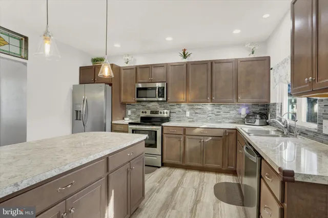 $249,900 | 559 North Bedford Street, Carlisle, PA 17013