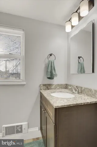 $249,900 | 559 North Bedford Street, Carlisle, PA 17013