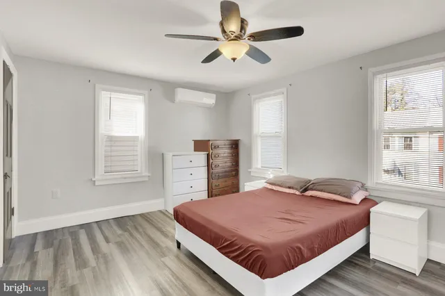 $249,900 | 559 North Bedford Street, Carlisle, PA 17013