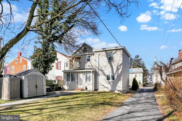 $249,900 | 559 North Bedford Street, Carlisle, PA 17013