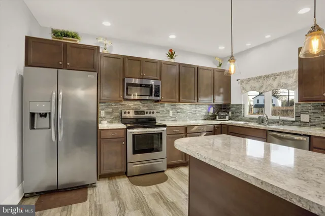 $249,900 | 559 North Bedford Street, Carlisle, PA 17013