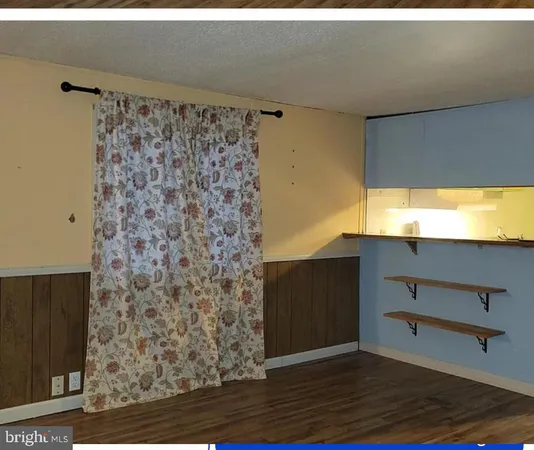 a view of walk in closet